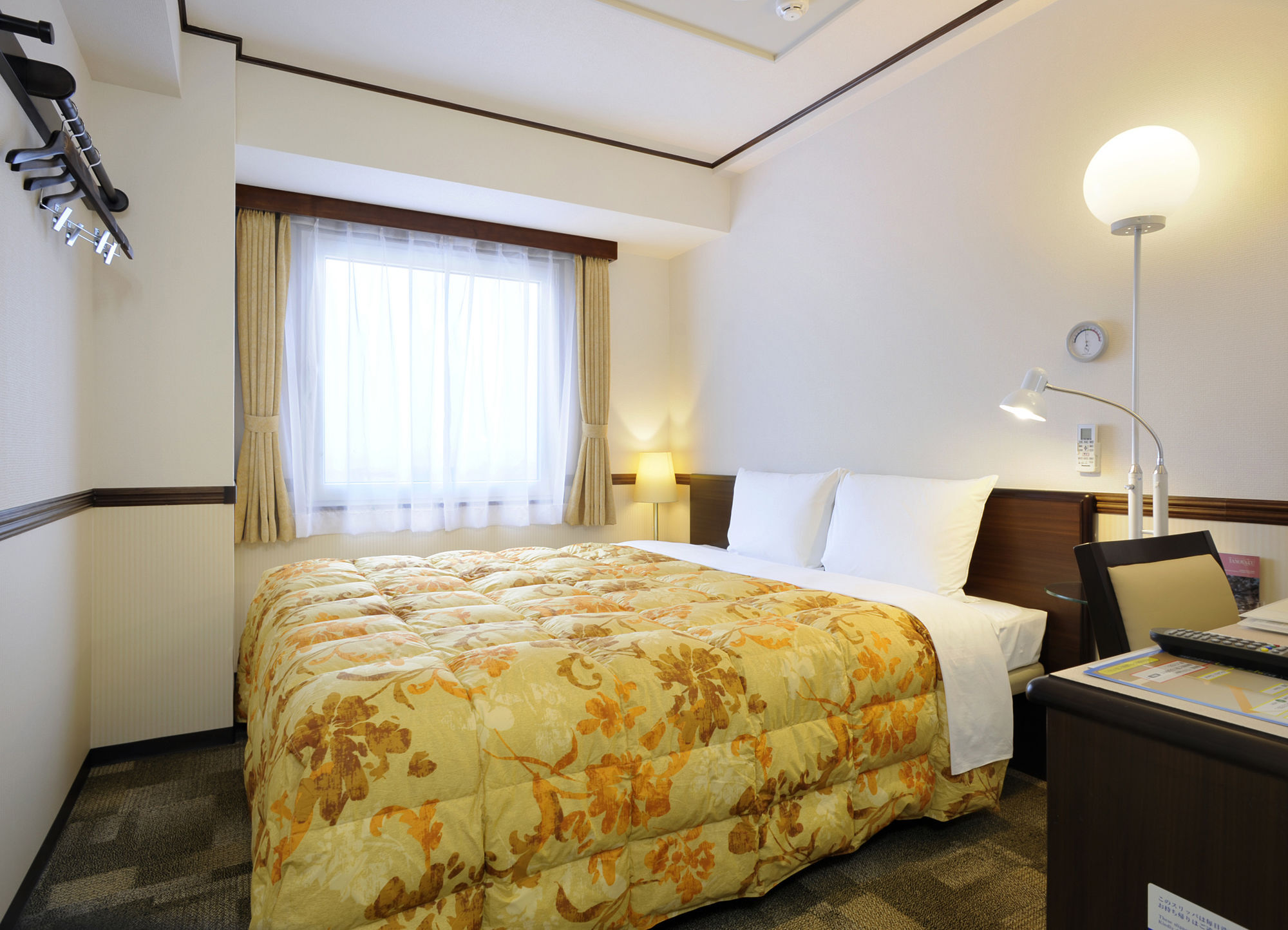 Toyoko Inn Hokkaido Sapporo-Eki Nishi-Guchi Hokudai Mae Exterior foto